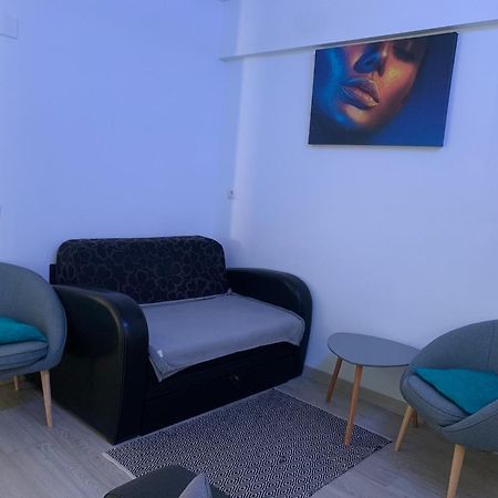 Black&White Suites Craiova Eksteriør billede