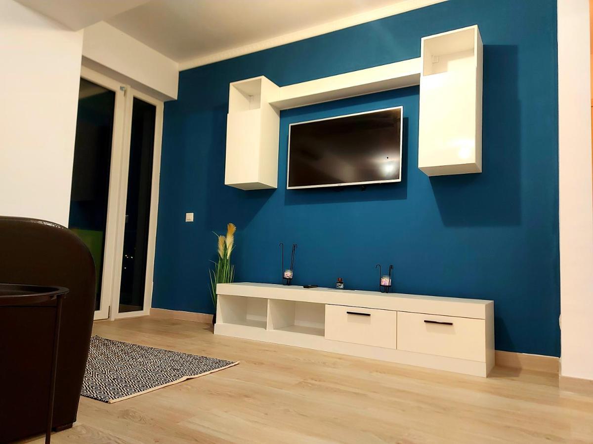 Black&White Suites Craiova Eksteriør billede