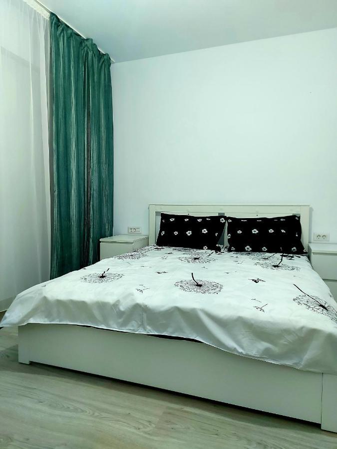 Black&White Suites Craiova Eksteriør billede